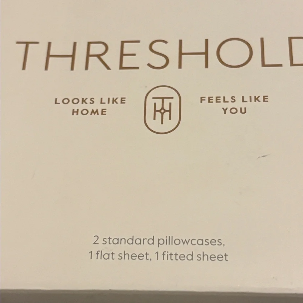 Threshold Hotel Collection Queen 800 Thread Count Damask Sheet Set White New